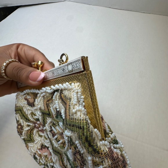 Vintage Handmade Tapestry Beaded Evening bag - Picture 5 of 11